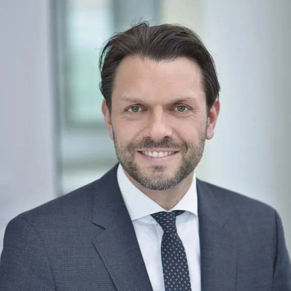 Dr. Markus Madlener